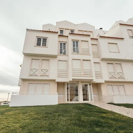 27: Duplex Baleal Retreat