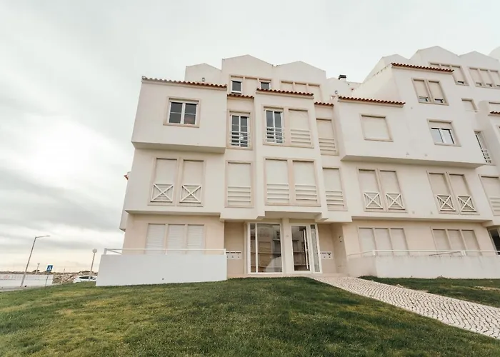 27: Duplex Baleal Retreat